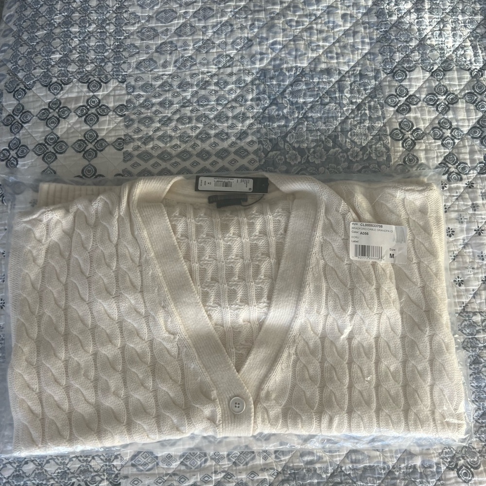 Alice + Olivia Bradford Cable Knit Grandpa Cardigan Ecru - Picture 4 of 12